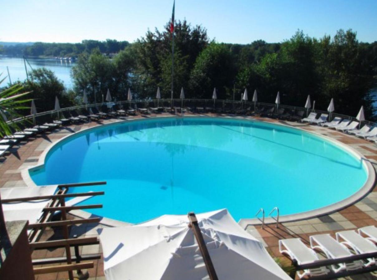 La Dolce Vita House Boat Hotel Lisanza Exterior foto